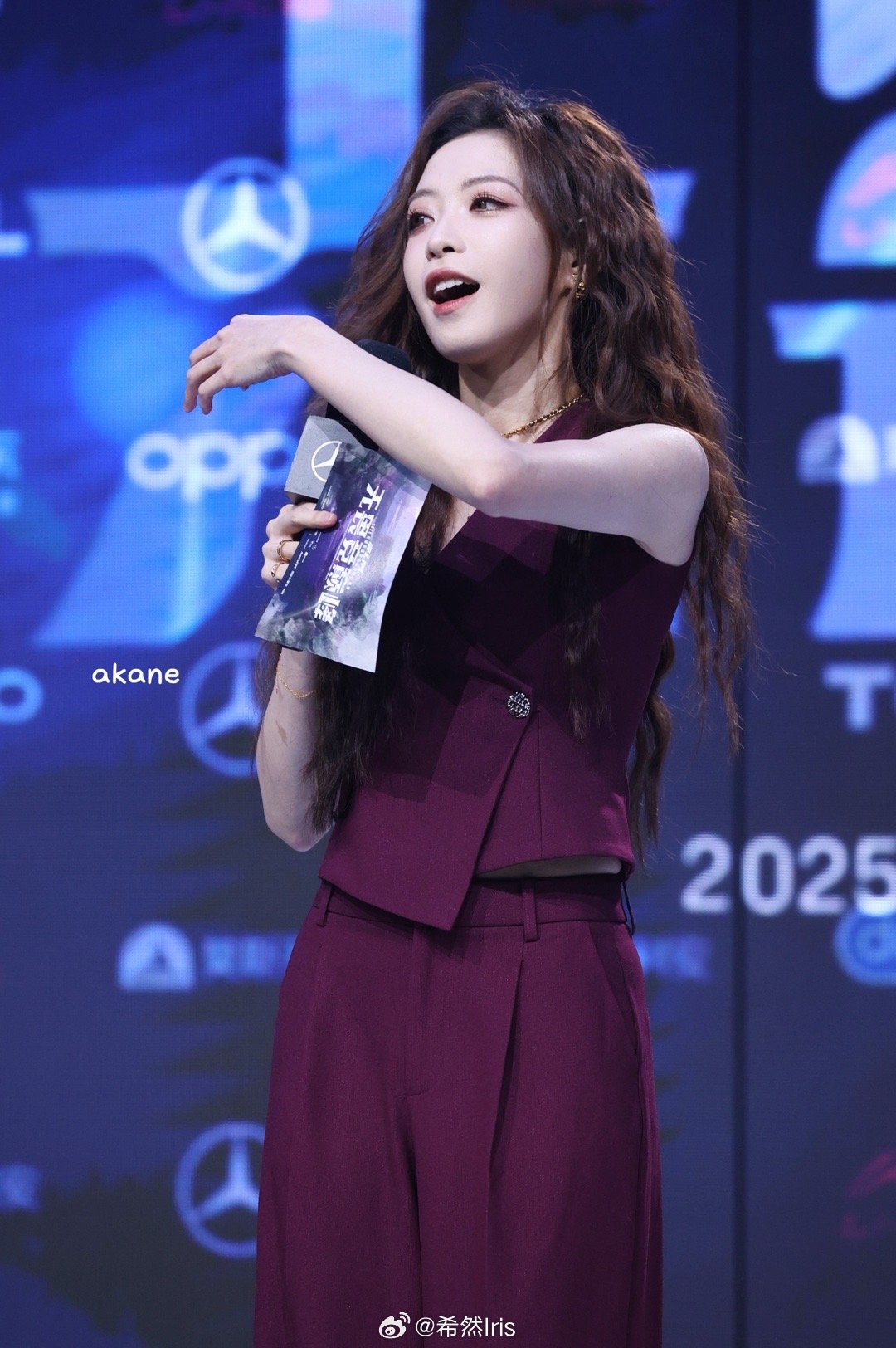 6a9e8b55gy1i49s05fhklj20u0194tf7.jpg